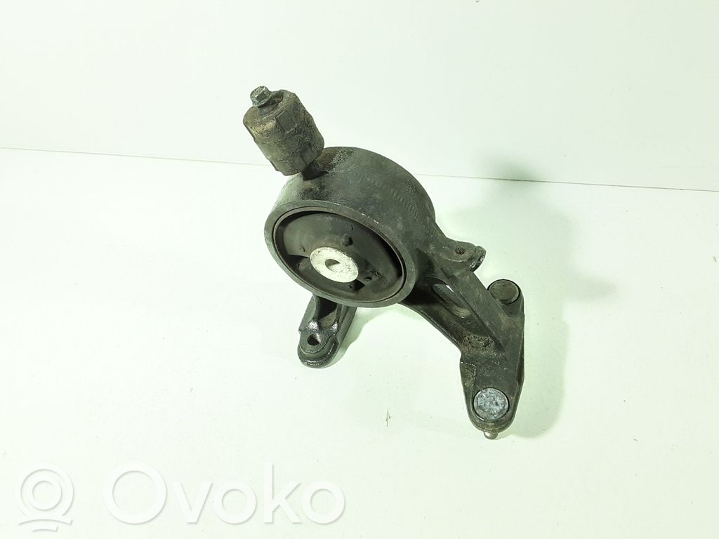 Toyota Avensis T270 Engine mount bracket 