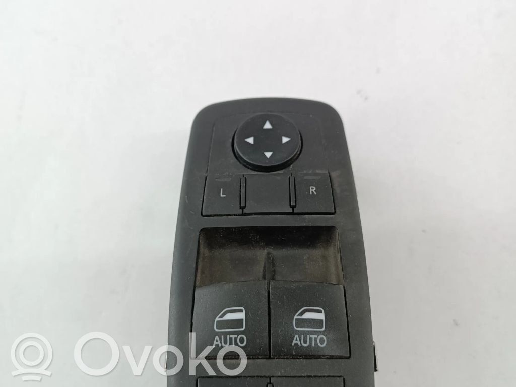 Dodge Challenger Electric window control switch 