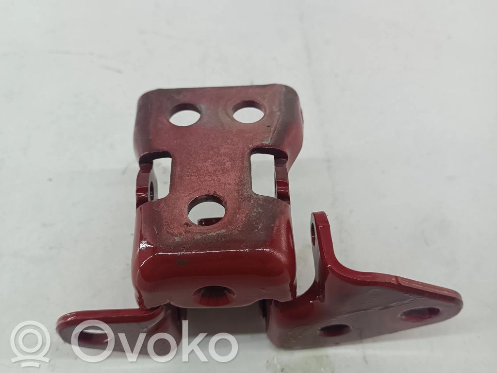Front door upper hinge   643AC