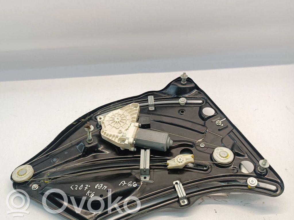 Mercedes-Benz E C207 W207 Takaoven ikkunan nostin moottorilla 