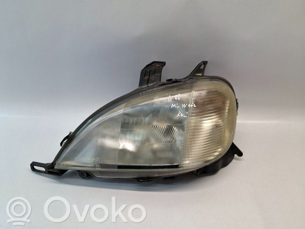 Mercedes-Benz ML W163 Lampa przednia 