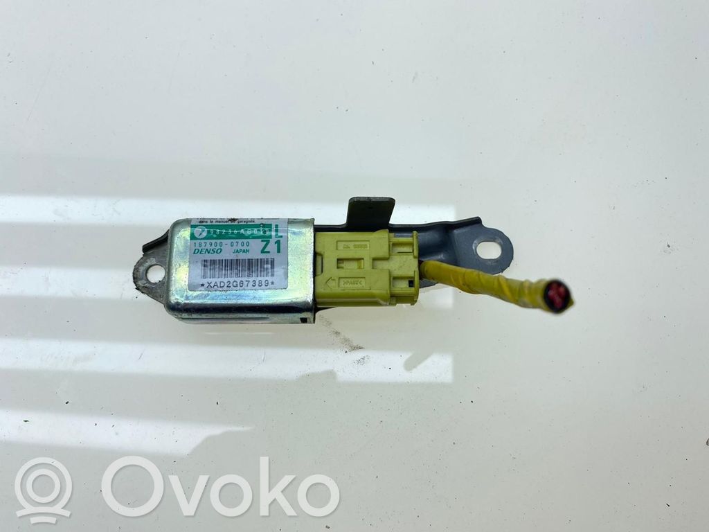 Subaru Legacy Airbagsensor Crashsensor Drucksensor 