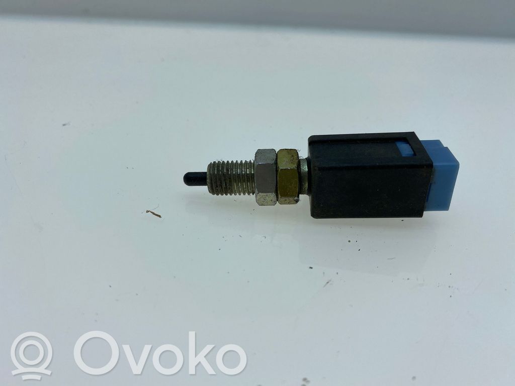 Subaru Outback Sensor del pedal de embrague 