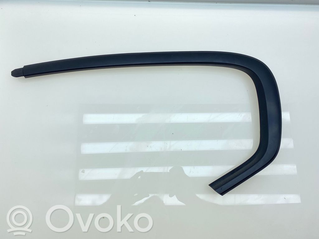 Subaru Legacy Rear side glass trim 