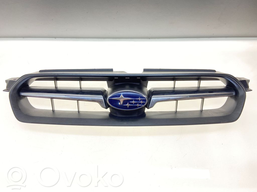 Subaru Legacy Etupuskurin ylempi jäähdytinsäleikkö 