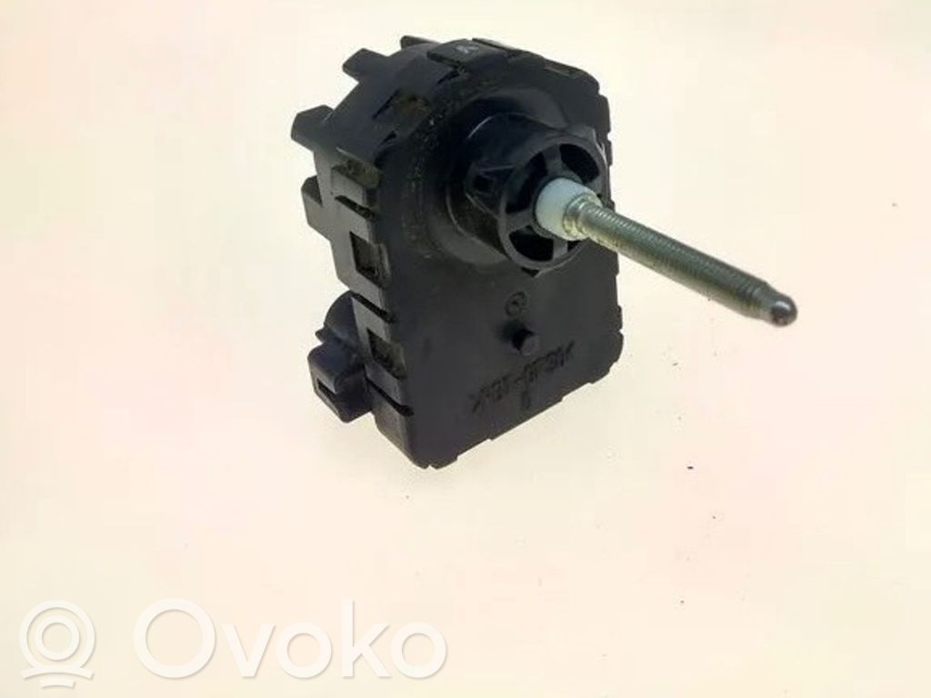 Headlight level adjustment motor