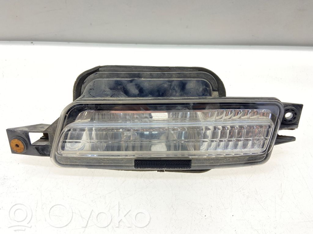 Subaru Outback Aizmugurējais lukturis pārsegā 