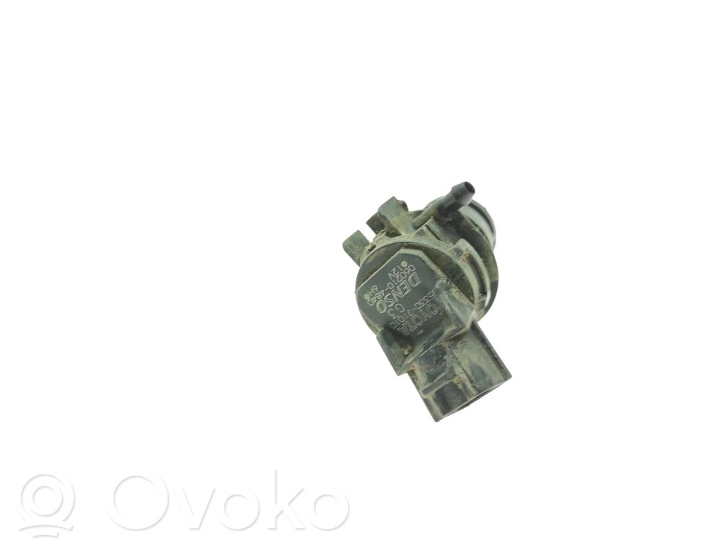 Toyota RAV 4 (XA30) Windscreen/windshield washer pump 