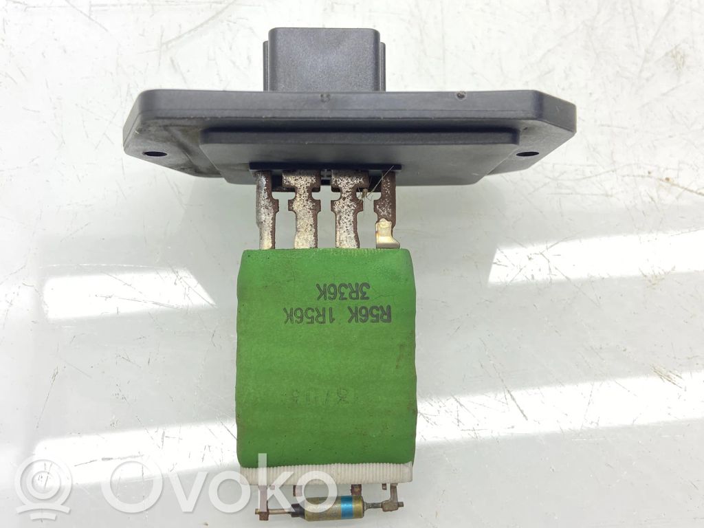 Toyota Corolla E120 E130 Rezystor / Opornik dmuchawy nawiewu 