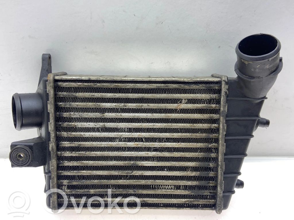 Alfa Romeo 156 Interkūlerio radiatorius 