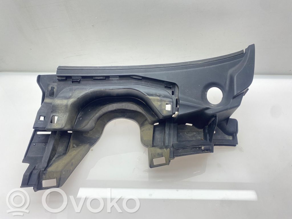Toyota Auris 150 Windshield trim 