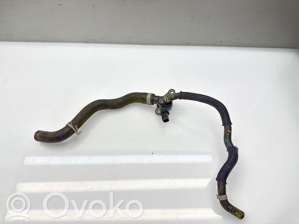 Toyota Yaris Cross Engine coolant pipe/hose 