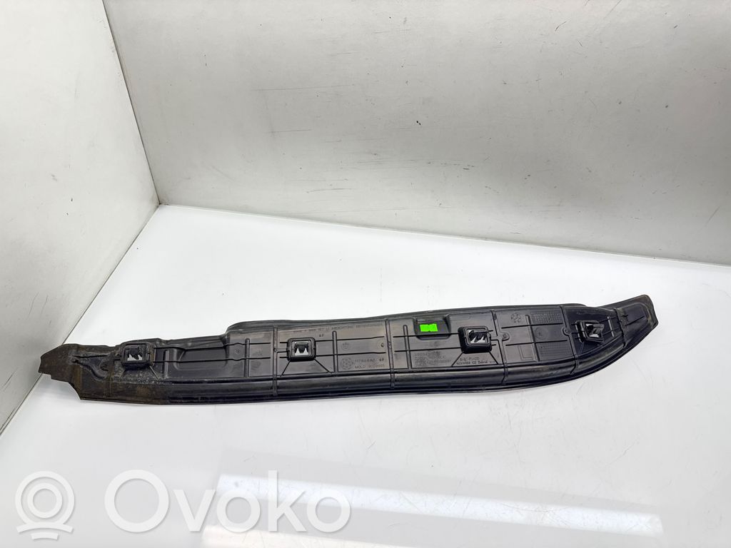 BMW iX Fender end trim 