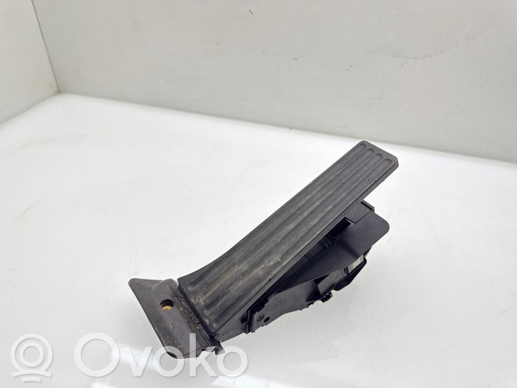 BMW iX Accelerator throttle pedal 
