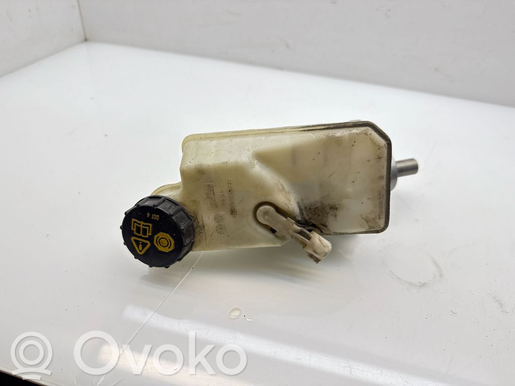 Ford Kuga I Główny cylinder hamulca 