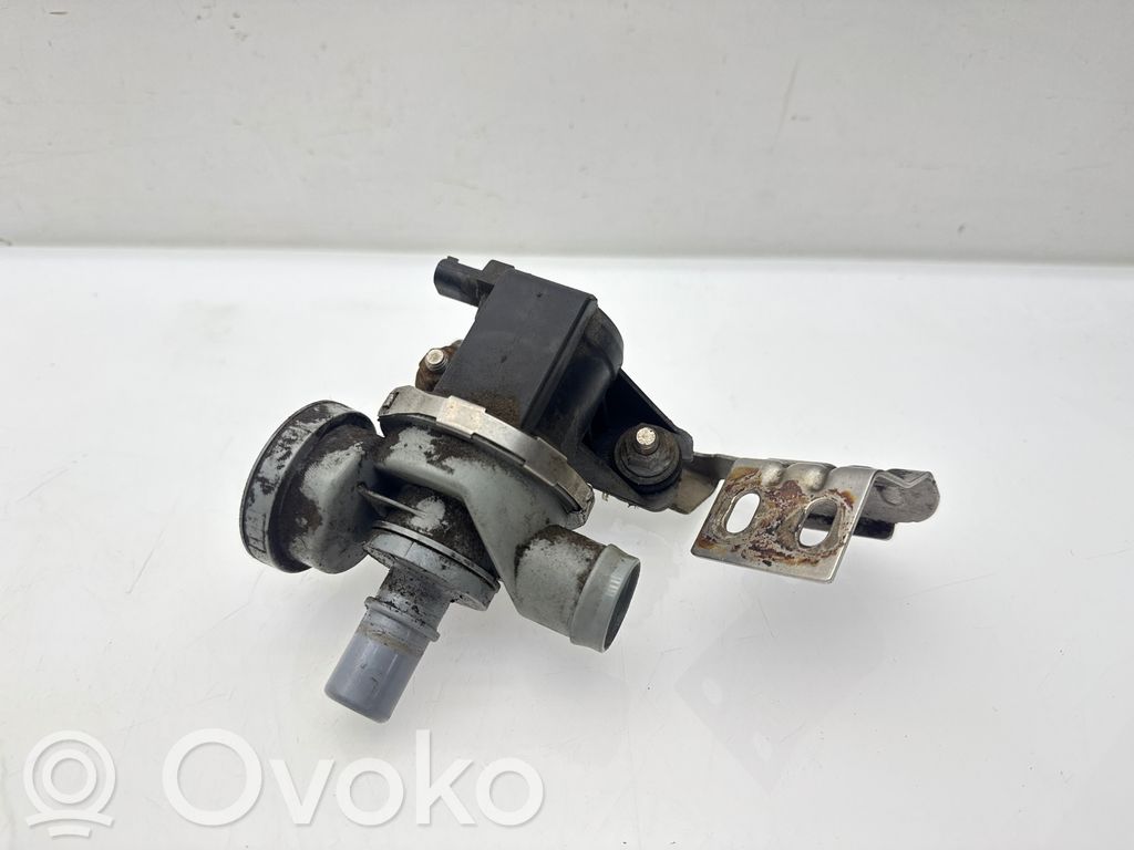 BMW 3 G20 G21 Fuel tank valve 