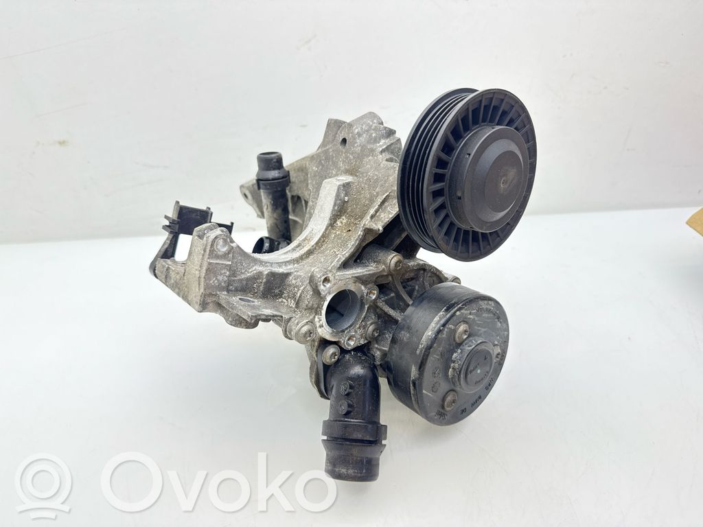 BMW 3 G20 G21 Vesipumppu 