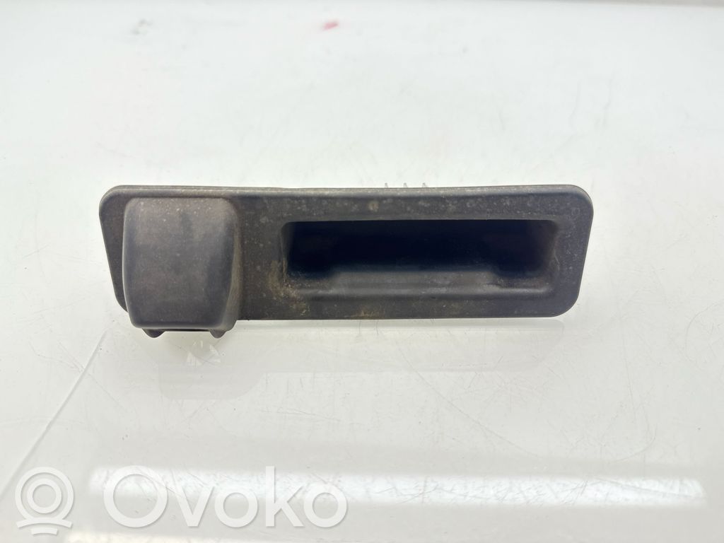 BMW 3 G20 G21 Uchwyt / Rączka klapy tylnej / bagażnika z kamerą 