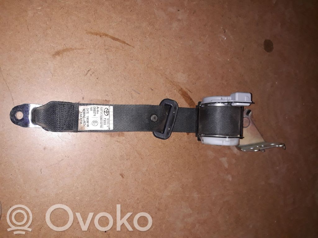Toyota Auris E180 Cinturón trasero 