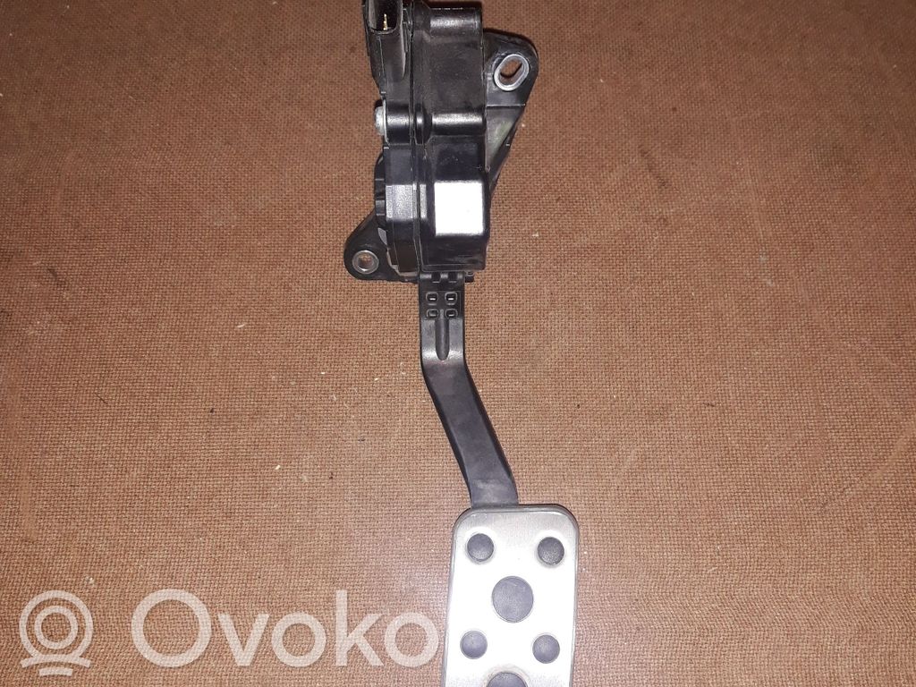Akceleratoriaus pedalas   36010FJ070