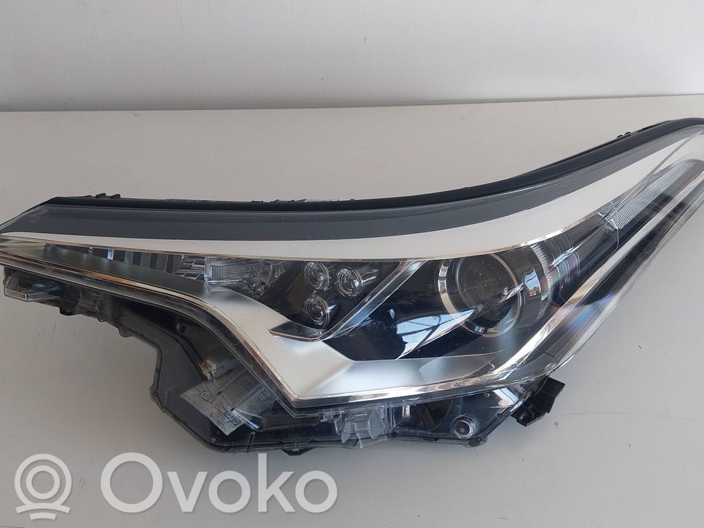 Toyota C-HR I Lampa przednia 
