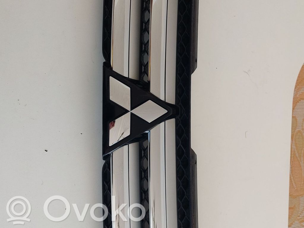 Mitsubishi Eclipse Cross Front bumper upper radiator grill 