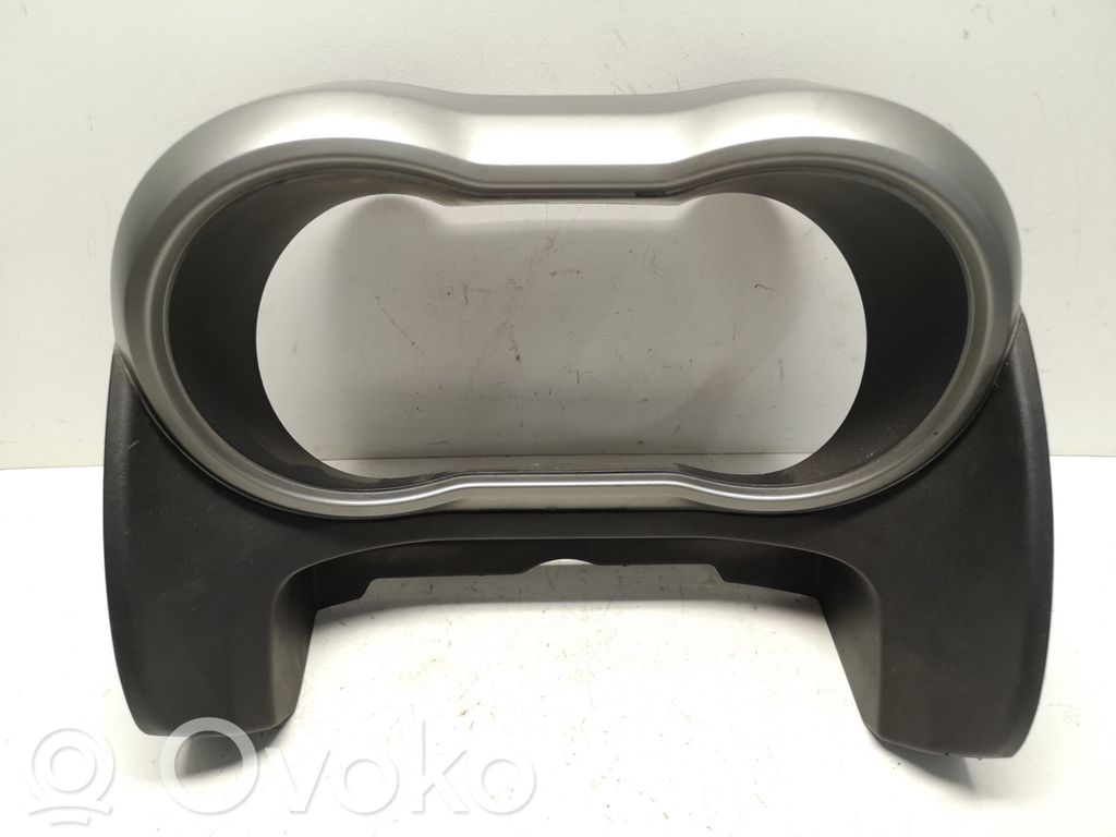 Nissan Note (E11) Dashboard trim 
