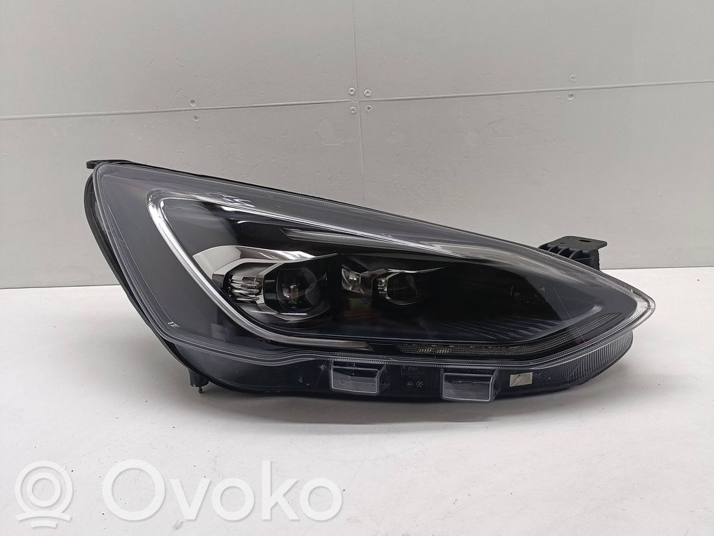 Ford Focus Headlight/headlamp 
