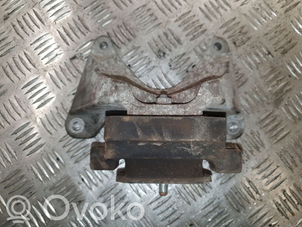 BMW 5 E60 E61 Gearbox mounting bracket 