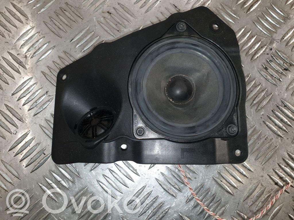 Parcel shelf speaker   9143152