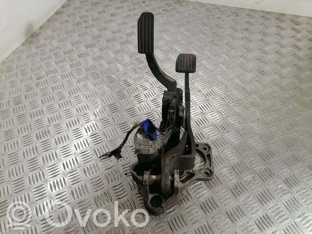 Volvo V70 Pedały / Komplet 