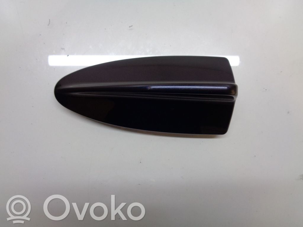 BMW 3 F30 F35 F31 Osłona anteny dachowej GPS 