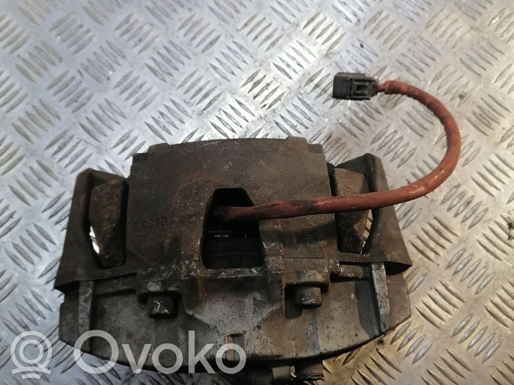 Volvo XC60 Передний суппорт 