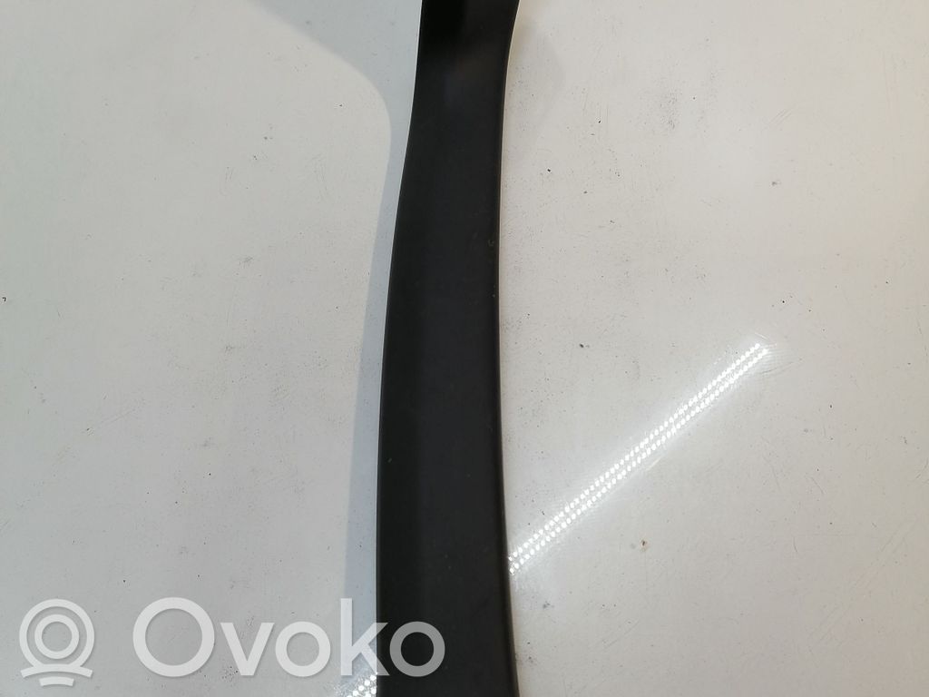 BMW 5 E60 E61 Tailgate/trunk side cover trim 