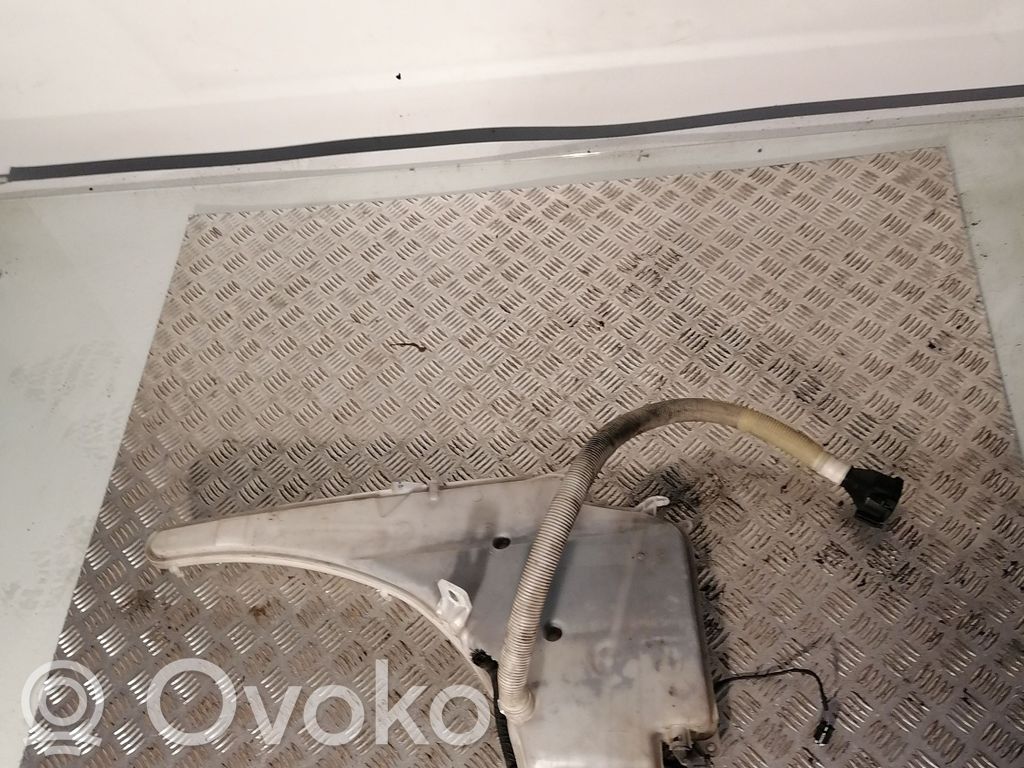 Langų skysčio bakelis   7124231