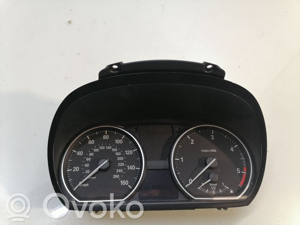 Speedometer (instrument cluster)   1024985,9166824