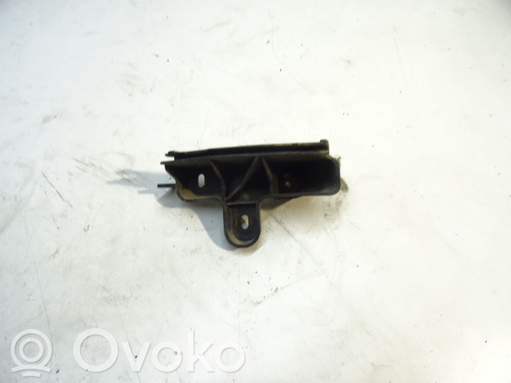 Audi A6 S6 C6 4F Uchwyt / Mocowanie zderzaka tylnego 