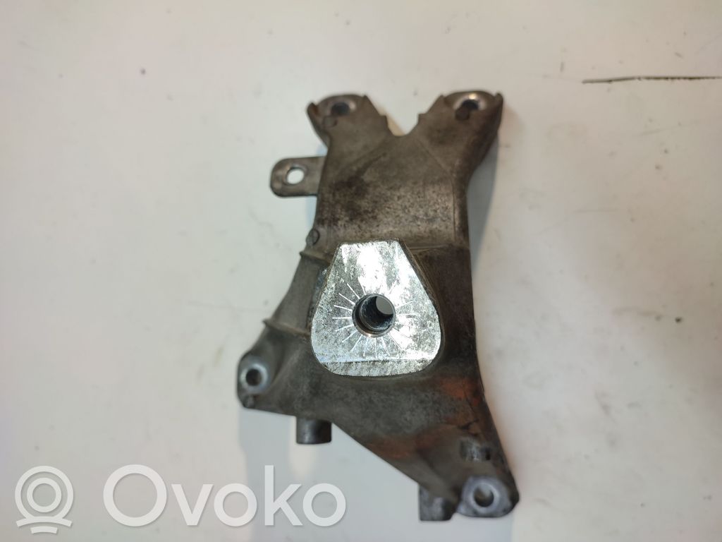 Audi A6 S6 C6 4F Engine mounting bracket 