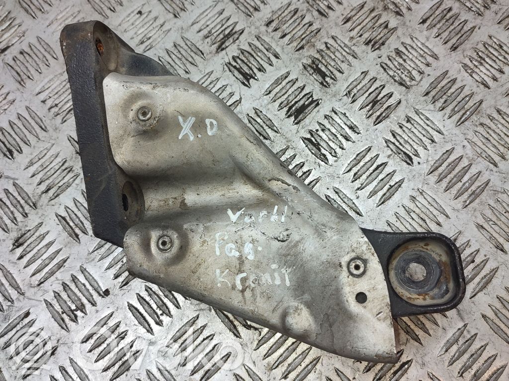 BMW 3 E90 E91 Engine mounting bracket 