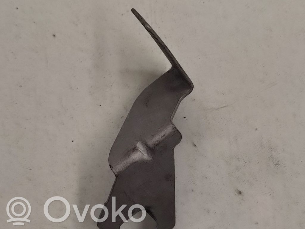 BMW 5 F10 F11 Front bumper mounting bracket 