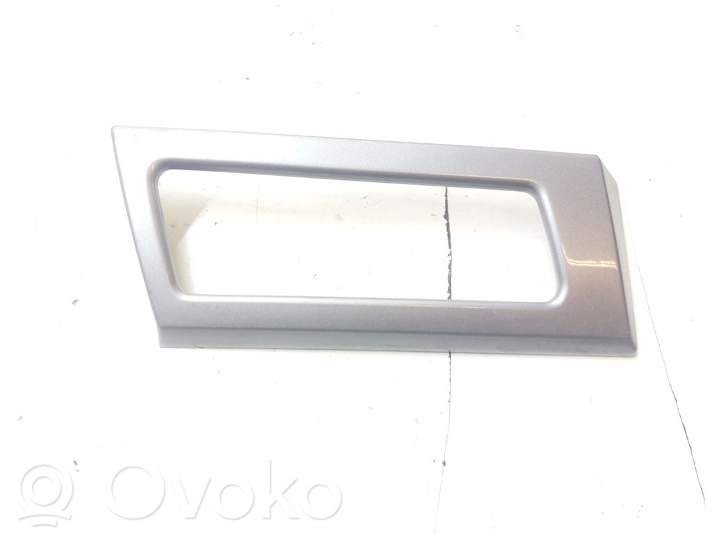 Panel trim   7129232