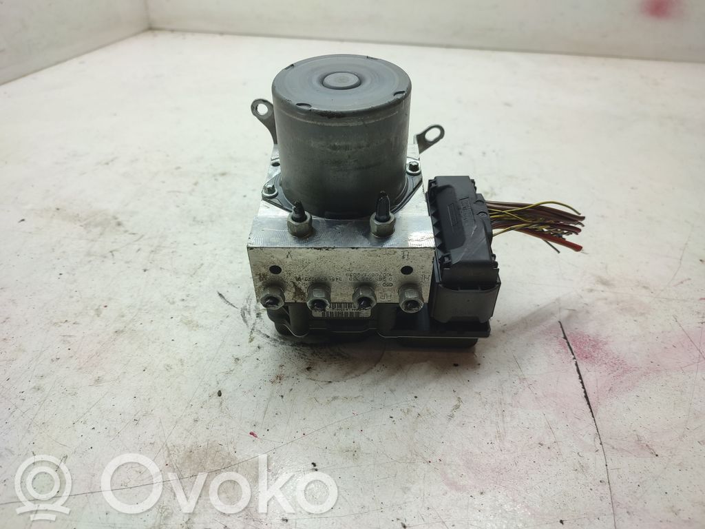 BMW X1 E84 ABS Pump 