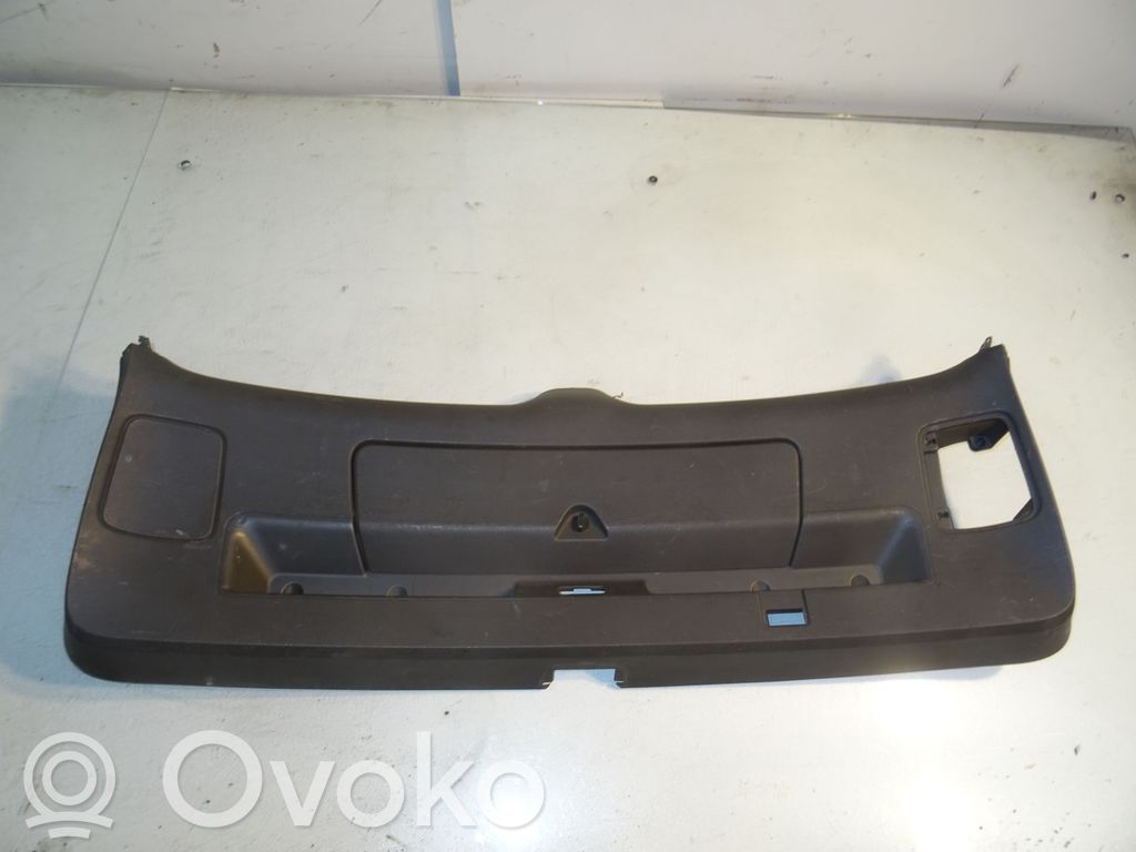 Audi Q7 4L Tailgate/boot lid cover trim 