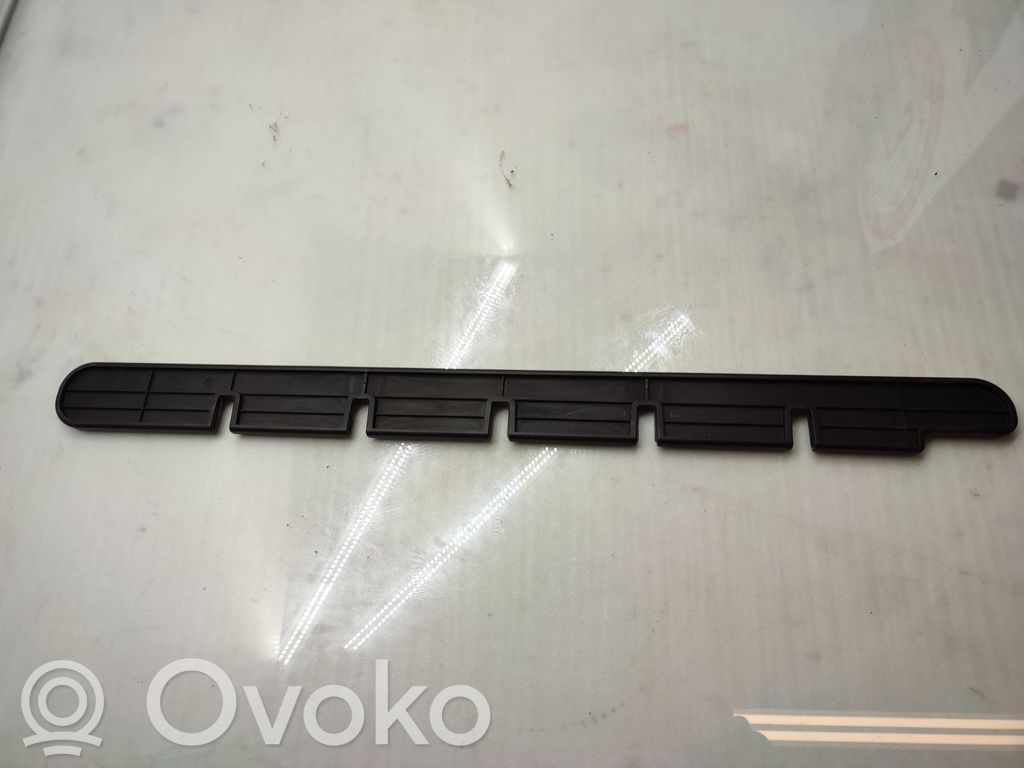BMW 5 E60 E61 Other trunk/boot trim element 