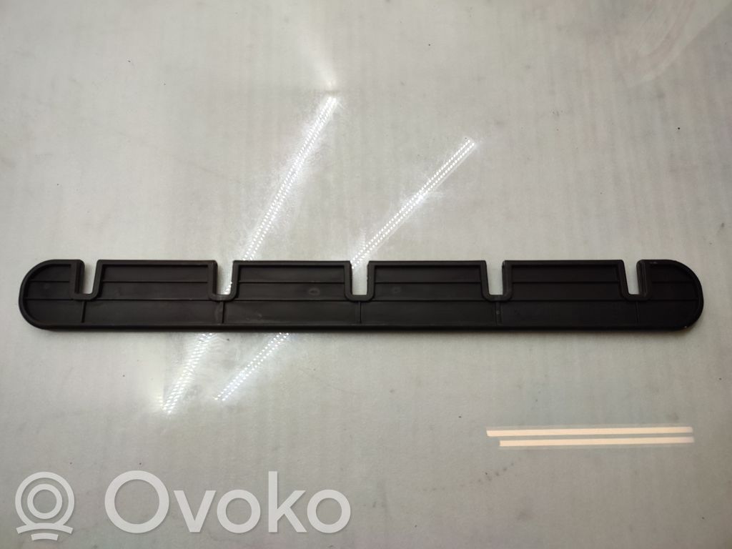 BMW 5 E60 E61 Other trunk/boot trim element 