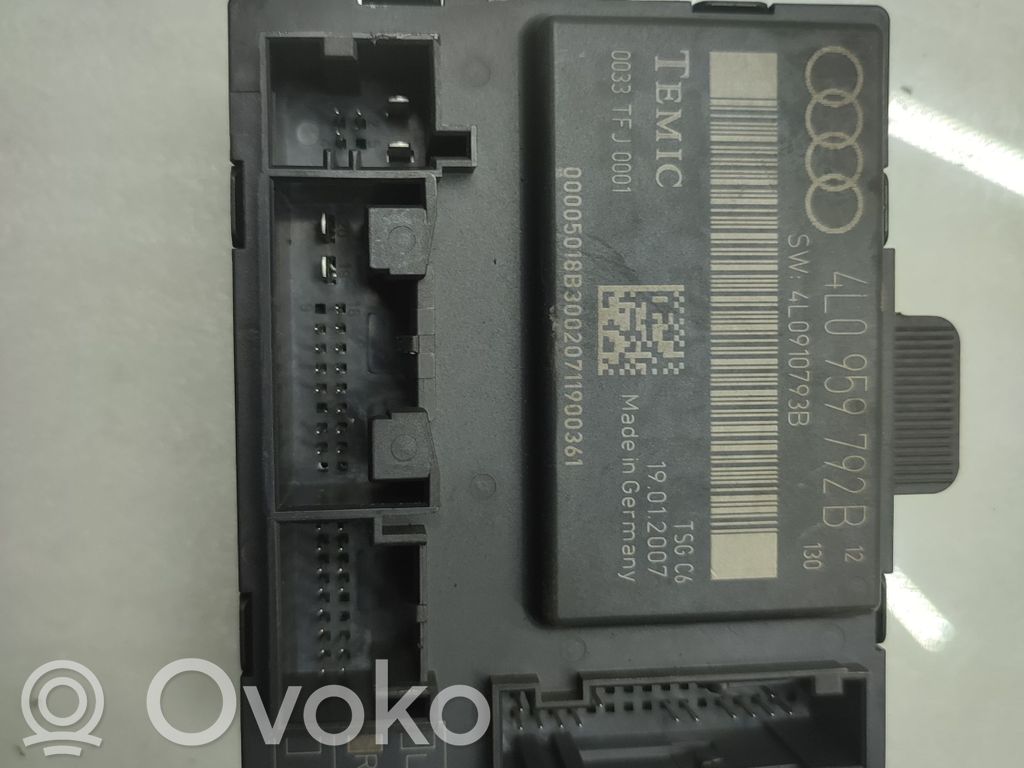 Audi Q7 4L Door control unit/module 