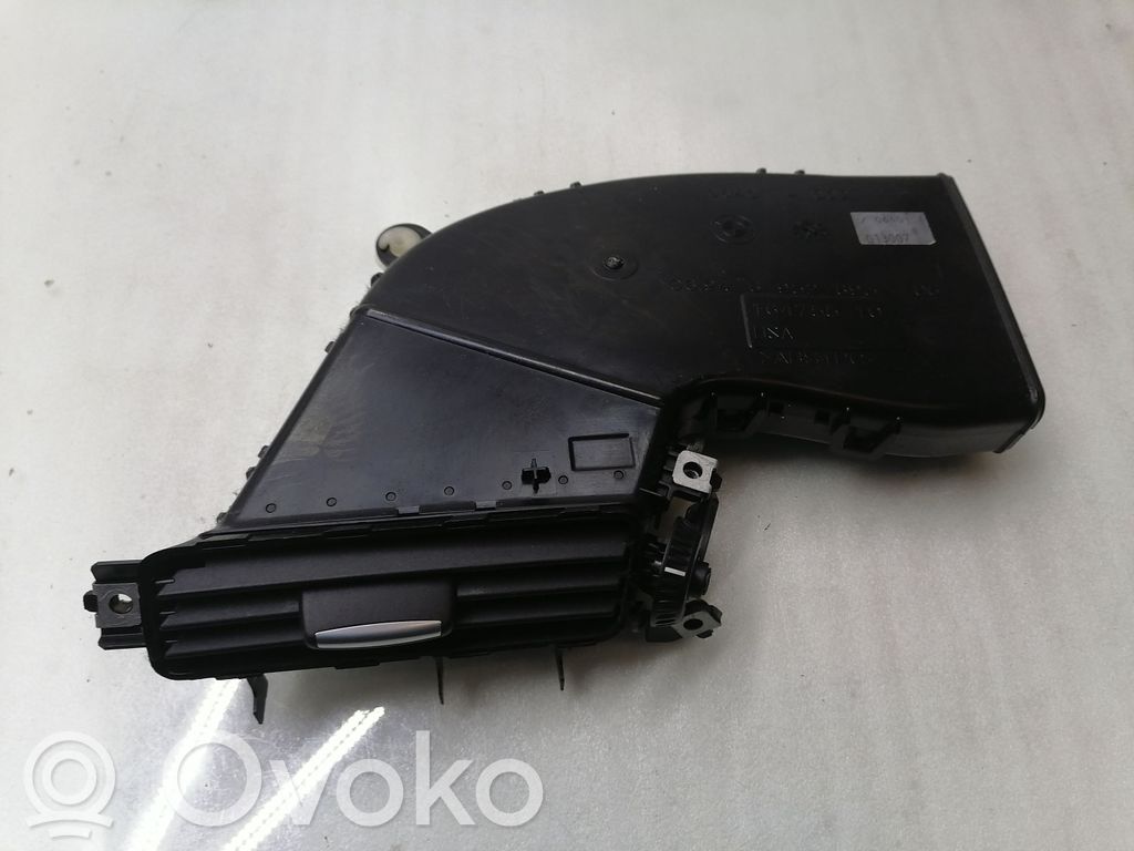 BMW X5 E70 Moldura protectora de la rejilla de ventilación lateral del panel 