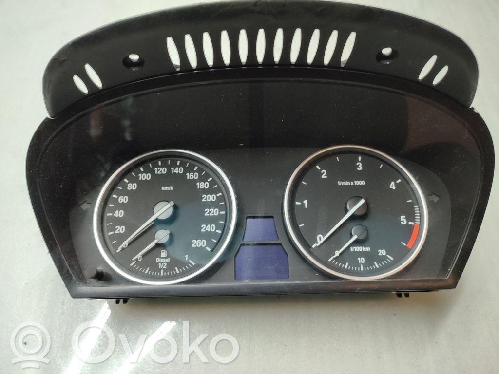 BMW X5 E70 Speedometer (instrument cluster) 