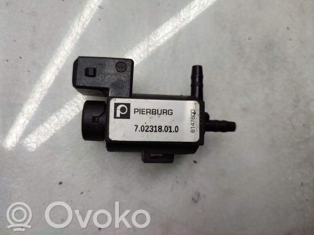 BMW 3 E90 E91 Vacuum valve 