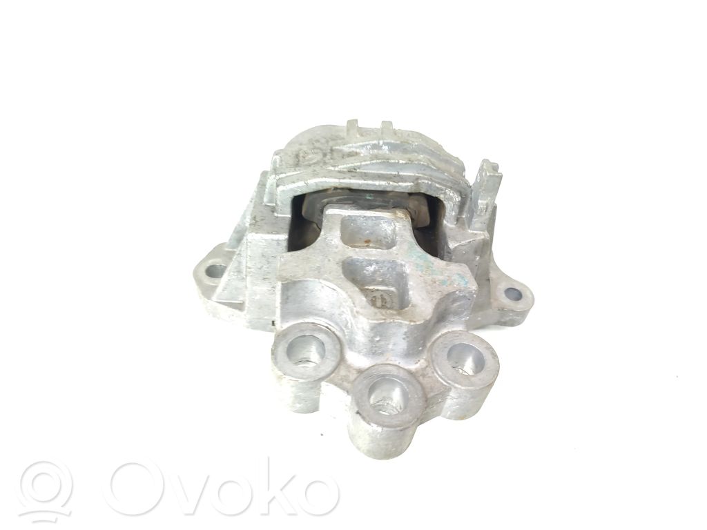 Fiat Tipo Engine mount bracket 